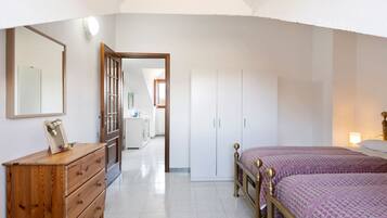 Villa | 3 bedrooms, individually furnished, bed sheets