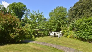 Balcony - Get Away From it all and Escape to Historic Holmhead Farm Cottage (Brampton)