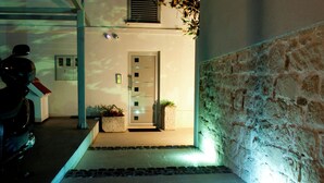 Reception - Modern Apartment With Private Pool in Split (Split)