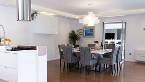 Apartment | Dining - Modern Apartment With Private Pool in Split (Split)