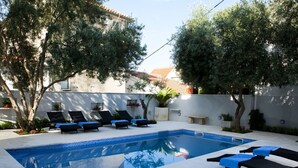 Pool - Modern Apartment With Private Pool in Split (Split)