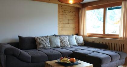 Modern Holiday Home With Mountain View