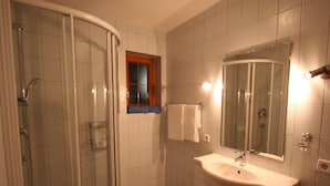 Unclassified image, 3 of 31, button - Luxurious Apartment in Brixen im Thale With Barbecue (Brixen im Thale)