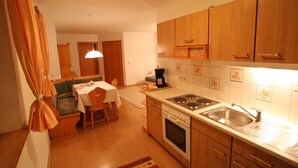 Unclassified image, 5 of 31, button - Luxurious Apartment in Brixen im Thale With Barbecue (Brixen im Thale)