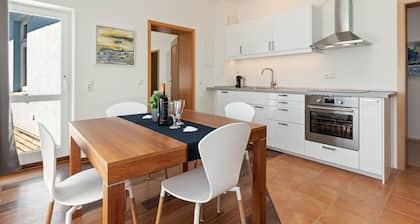 Modern Apartment in Ostseebad Kühlungsborn Near Seabeach