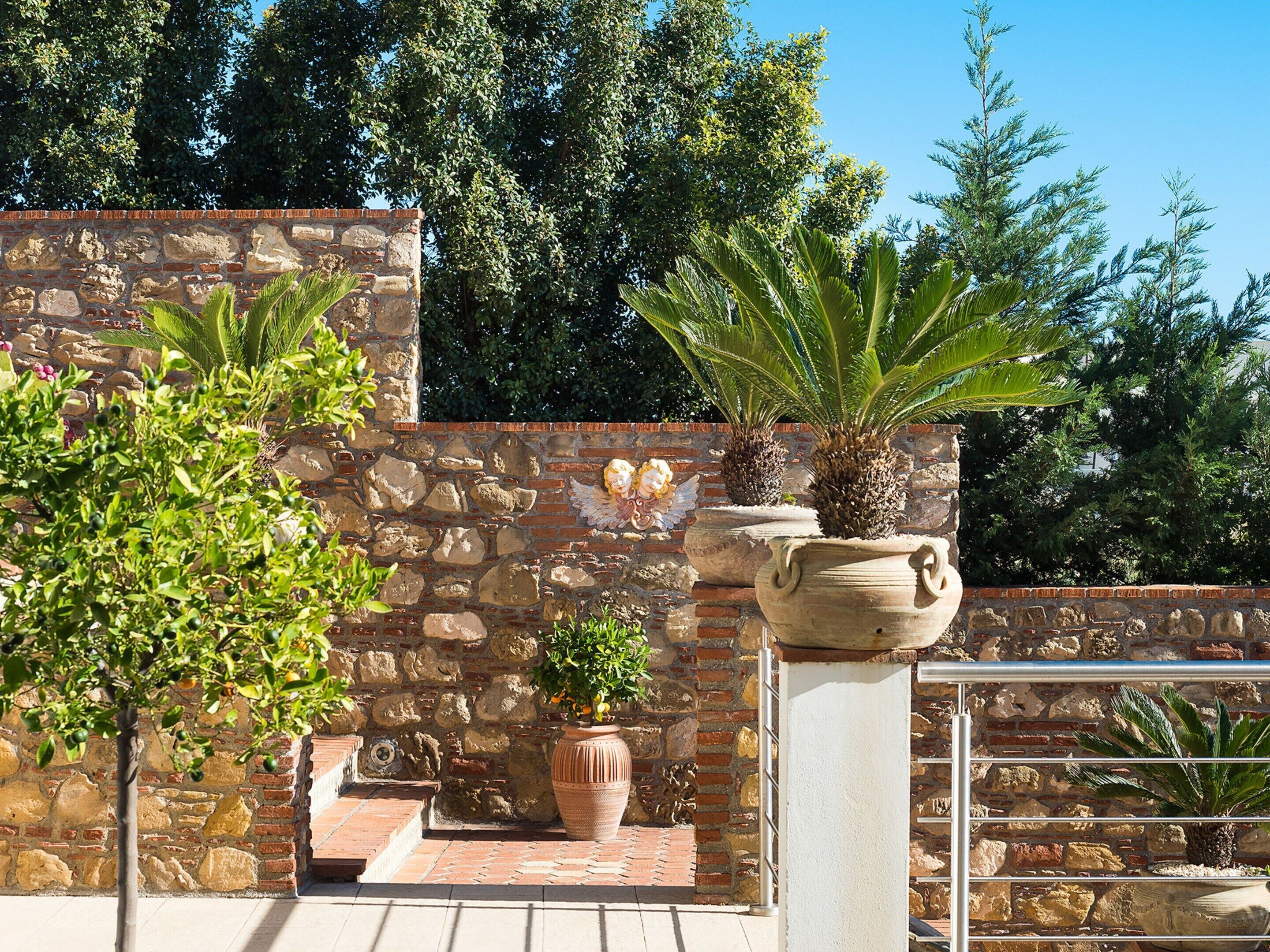 Villa | Exterior