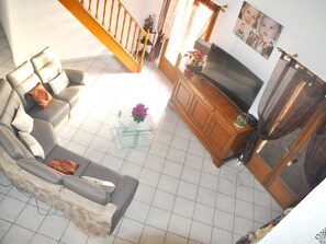 Living room - Appealing Villa in Peymeinade With Private Pool (Peymeinade)