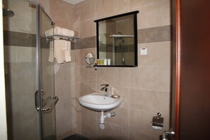 Apartment | Bathroom