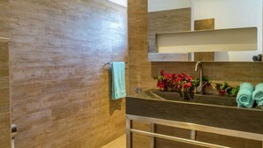 Villa | Bathroom - Beautiful Villa in Jan Thiel Near Beach (Jan Thiel)