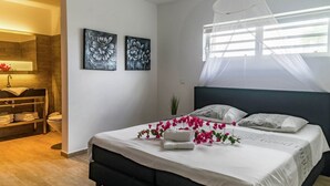 Villa | 3 bedrooms, individually furnished - Beautiful Villa in Jan Thiel Near Beach (Jan Thiel)