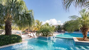 Unclassified image, 2 of 23, button - Chic Apartment Surrounded by Tropical Garden (Willemstad)