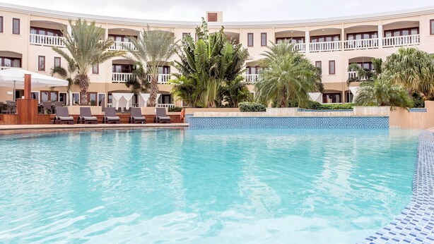 Unclassified image, 1 of 23, button - Chic Apartment Surrounded by Tropical Garden (Willemstad)