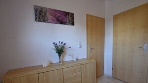 Room - Apartment With Garden Terrace (Alt Bukow)