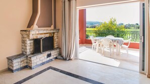 Apartment | Balcony - Secluded Apartment in Astakos near Sea (Xiromero)