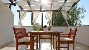 Dining - Modern Ground Floor Apartment With Private Terrace Near the Sea (Razanac)