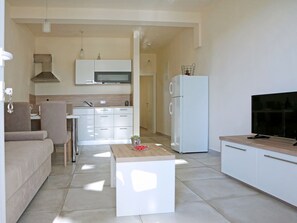 Private kitchen - Modern Ground Floor Apartment With Private Terrace Near the Sea (Razanac)