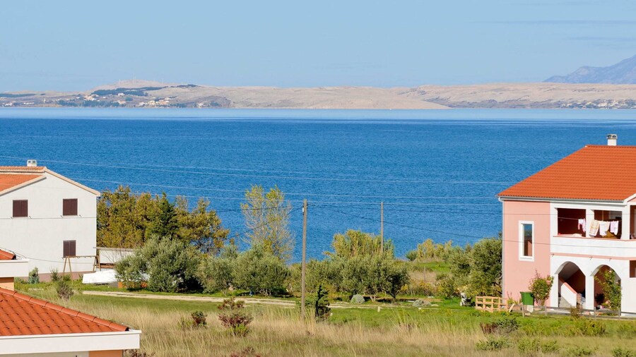Modern Ground Floor Apartment With Private Terrace Near the Sea