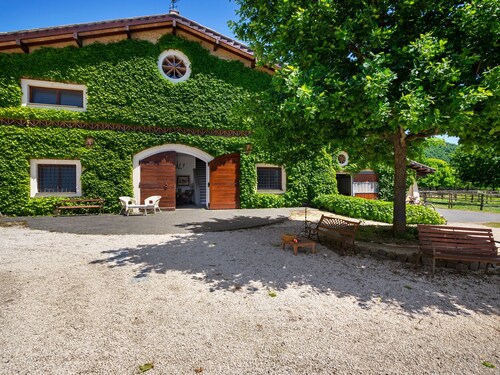 Scenic Apartment in Rome near Lago di Martignano