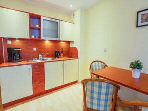 Apartment | Eigene Küche | Hochstuhl