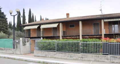 In a Quiet Area and not far From the Lake, Balconies Overlooking the Vineyards