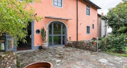 Villa in Tuscany With Historic Charm