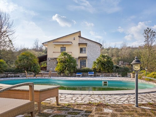 Enchanting Villa in Castel Campagnano With Swimming Pool
