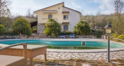 Enchanting Villa in Castel Campagnano With Swimming Pool