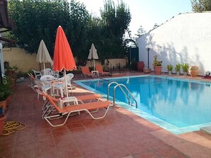 Pool - Spacious Apartment in Plataanias With Swimming Pool (Platanias)