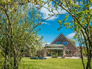 Exterior - Scenic Villa Near Bergen Close to the sea (Alkmaar)