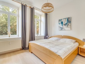 Villa | 1 Schlafzimmer, individuell eingerichtet, Bettwäsche