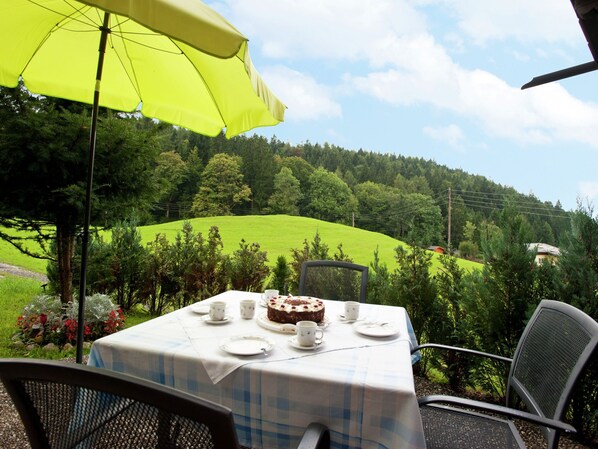 Balcony - Serene Chalet in Sankt Koloman With Private Garden (Sankt Koloman)