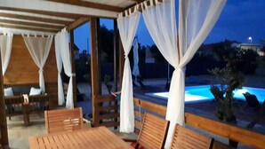 House | Balcony - Charming Home in Drage With Swimming Pool (Pakostane)