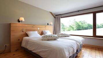 Rumah | 10 kamar tidur dan dilengkapi dengan perabotan berbeda-beda