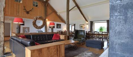 House | Living area | DVD player