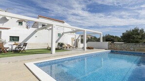 Exterior - Lovely Apartment in Vir With Swimming Pool (Vir)