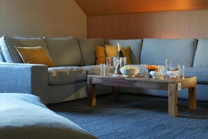 House | Living room