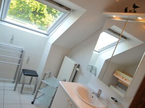 Ferienhaus | Badezimmer | Badewanne