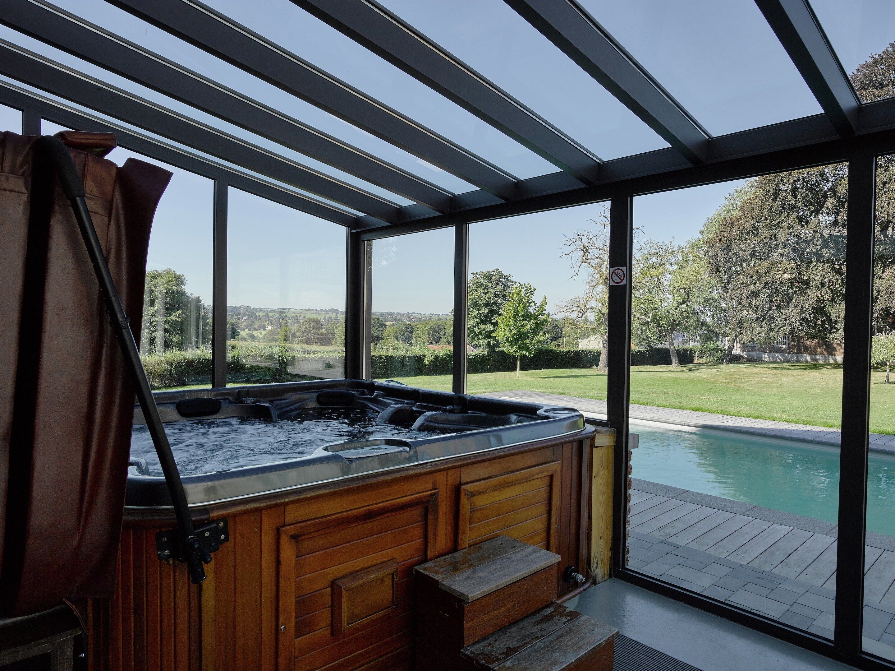 علاجات السبا