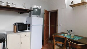 Luokittelematon kuva, 3 kautta 27, painike