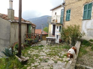 Exterior - Valley View Holiday Home in Badalucco near Museum (Badalucco)