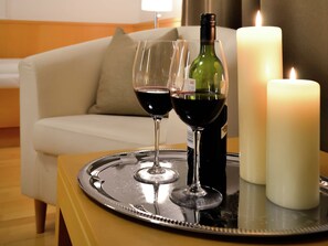 8 Schlafzimmer, individuell eingerichtet, Bettwäsche