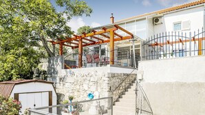 Reception - Lavish Villa in Bribir With Swimming Pool (Vinodolska opcina)