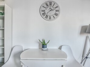 Dining - Scenic Apartment in Fleury With Balcony Near Sea (Fleury)
