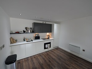 Private kitchen - Modern Apartment in Birmingham Near Museum and Art Gallery (Birmingham)