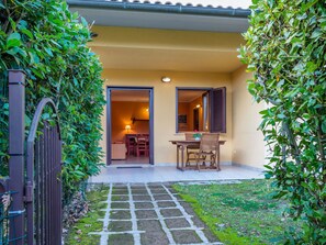 Reception - Modern Holiday Home in Sorano With Swimming Pool (Sorano)