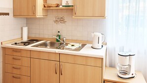Căn hộ | Bếp riêng | Dụng cụ pha cà phê/trà, tủ lạnh, lò nướng bánh mì 
