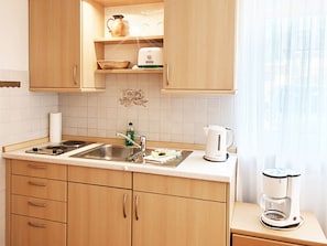 Private kitchen - Welcoming Apartment in Bad Bellingen near Rhine River (Bad Bellingen)
