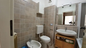 Unclassified image, 5 of 40, button - Splendid Apartment in Varazze With Swimming Pool (Varazze)