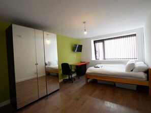 Apartment | Room amenity - Soothing Apartment in Coventry near Quinton Park (Coventry)