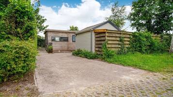 Chalet | Reception
